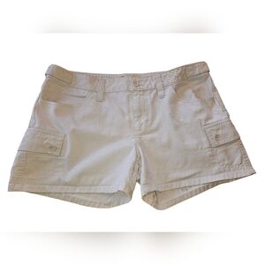 Hipster cargo shorts